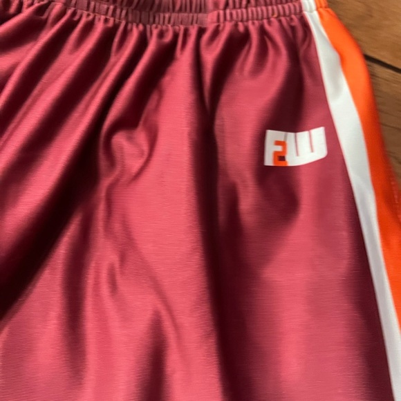 Virginia Tech shorts - Picture 3 of 8